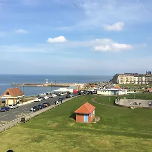 Oceans 12 Apartment Whitby